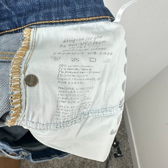 Blank NYC Size 31 Raw Hem Denim Jean Shorts Casual Medium Wash Zipper Fly - Picture 2 of 10